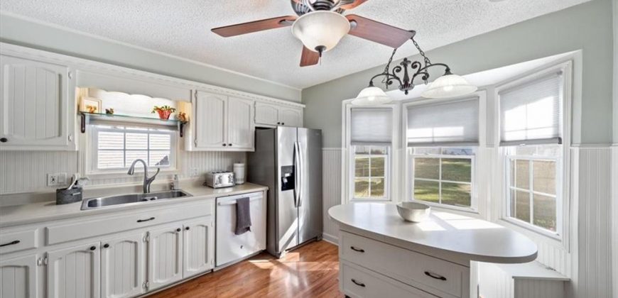 Homes for Sale in Gladstone, MO 64119 | 6101 N Cleveland Avenue