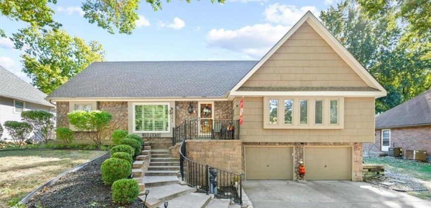 Homes for Sale in Gladstone, MO 64119 | 6101 N Cleveland Avenue