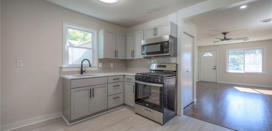 Homes for Sale in Kansas City, MO 64116 | 4011 NE Kelsey Road