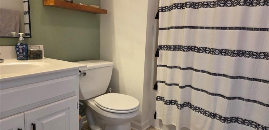 Homes for Sale in Kearney, MO 64060 | 1812  Lauren Lane