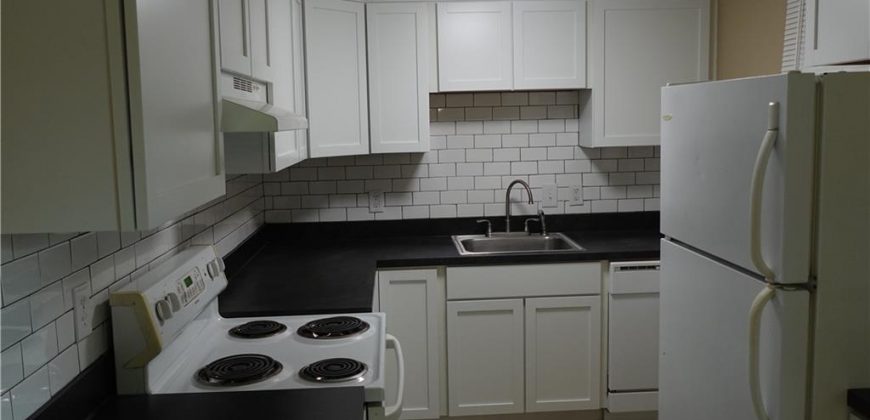 Homes for Sale in Kansas City, MO 64119 | 4949 N Topping Avenue