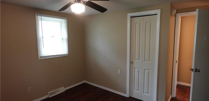 Homes for Sale in Kansas City, MO 64119 | 4949 N Topping Avenue