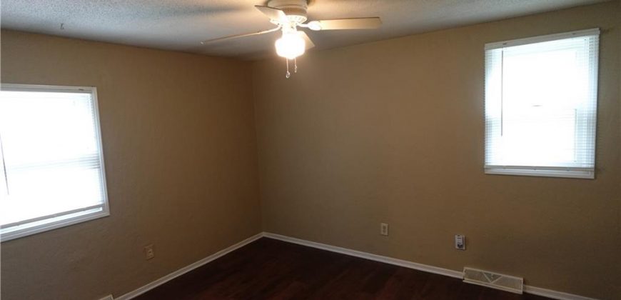 Homes for Sale in Kansas City, MO 64119 | 4949 N Topping Avenue