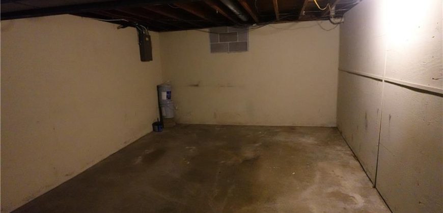 Homes for Sale in Kansas City, MO 64119 | 4949 N Topping Avenue