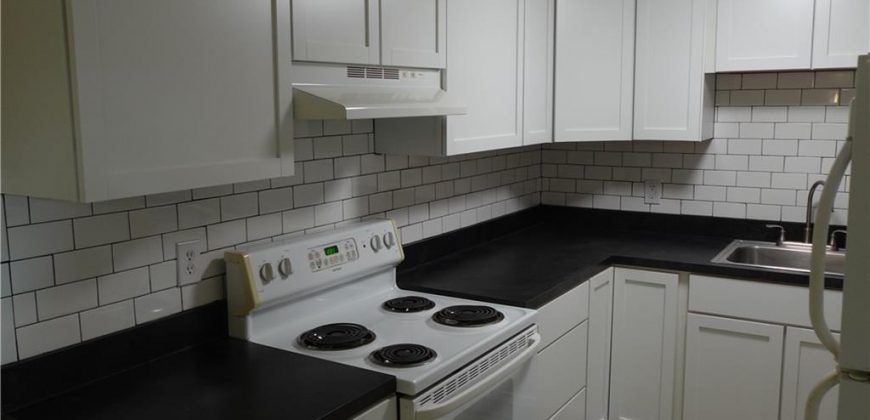 Homes for Sale in Kansas City, MO 64119 | 4949 N Topping Avenue