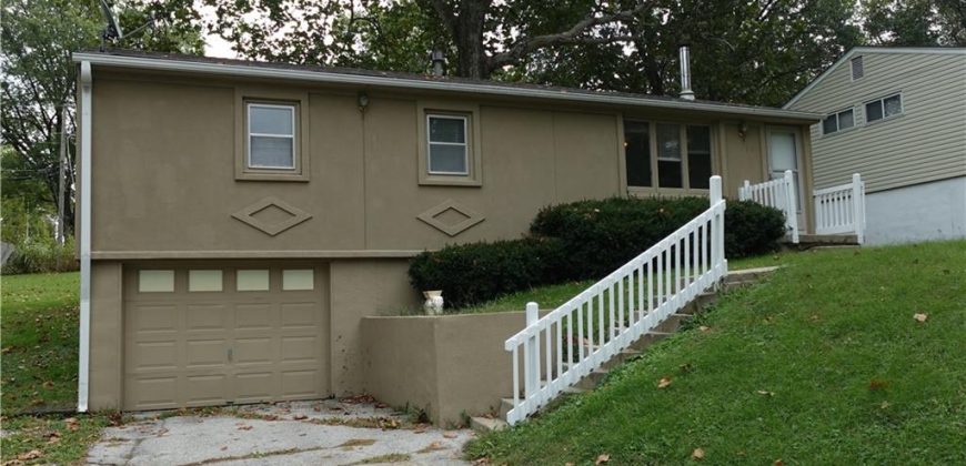 Homes for Sale in Kansas City, MO 64119 | 4949 N Topping Avenue