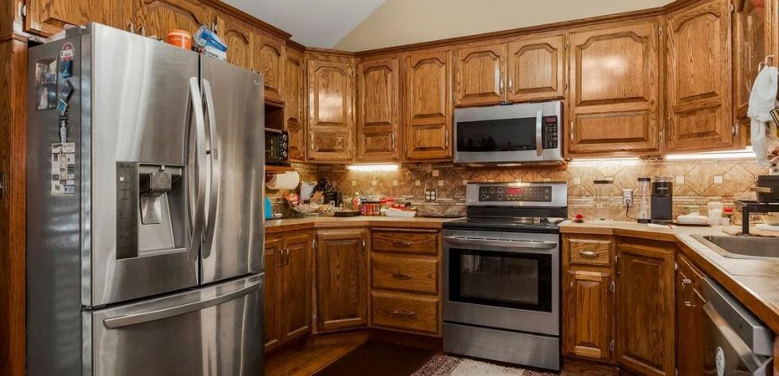 Homes for Sale in Kearney, MO 64060 | 808 E 16TH Street Homes for Sale in Kearney, MO 64060 | 808 E 16TH Street