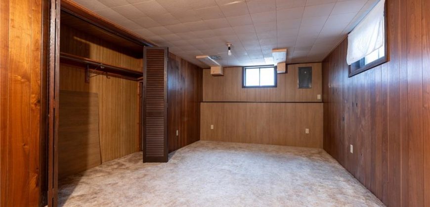 Homes for Sale in Kansas City, MO 64119 | 483 NE Meadowbrook Road