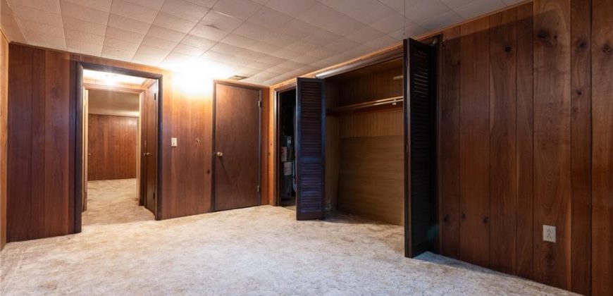 Homes for Sale in Kansas City, MO 64119 | 483 NE Meadowbrook Road