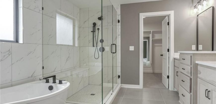 Homes for Sale in Parkville, MO 64152 | 13655 NW 70th Street Homes for Sale in Parkville, MO 64152 | 13655 NW 70th Street