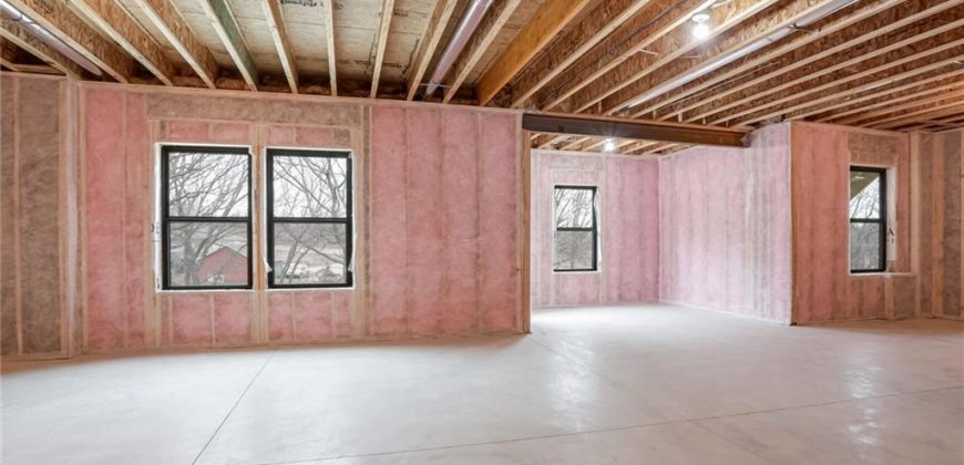 Homes for Sale in Parkville, MO 64152 | 13655 NW 70th Street Homes for Sale in Parkville, MO 64152 | 13655 NW 70th Street