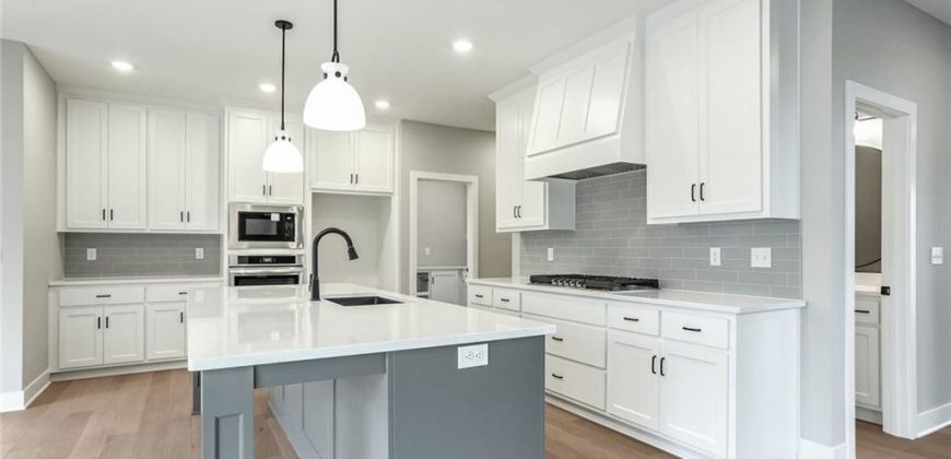 Homes for Sale in Parkville, MO 64152 | 13655 NW 70th Street Homes for Sale in Parkville, MO 64152 | 13655 NW 70th Street