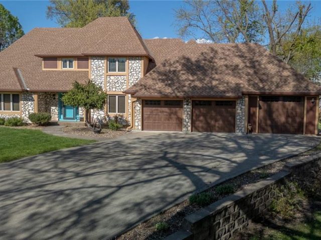 Homes for Sale in Excelsior Springs, MO 64024 | 2006 E Norma Court