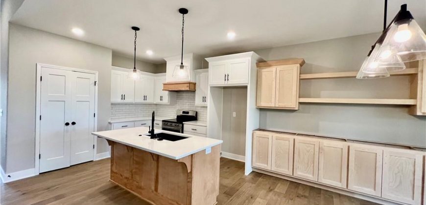 Homes for Sale in Liberty, MO 64068 | 1980  Longview Drive