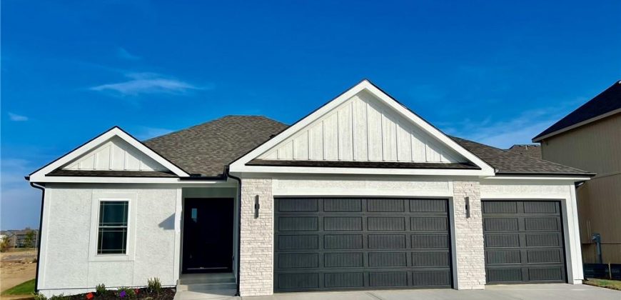 Homes for Sale in Liberty, MO 64068 | 1980  Longview Drive