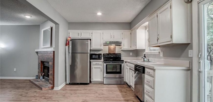 Homes for Sale in Kansas City, MO 64151 | 5516 NW 66th Terrace