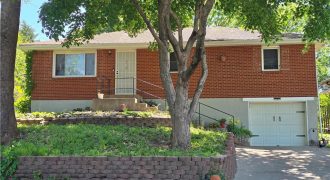 Homes for Sale in Kansas City, MO 64119 | 4947 N Newton Avenue