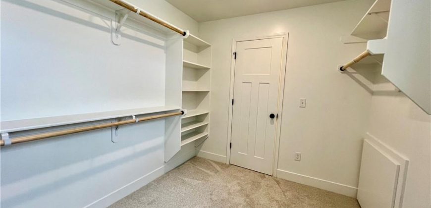 Homes for Sale in Liberty, MO 64068 | 1972  Longview Drive