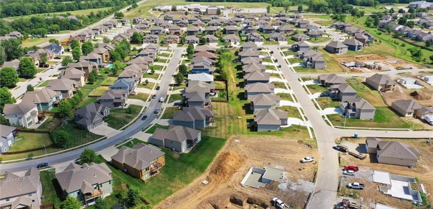 Homes for Sale in Kansas City, MO 64156 | 3711 NE 90th Street