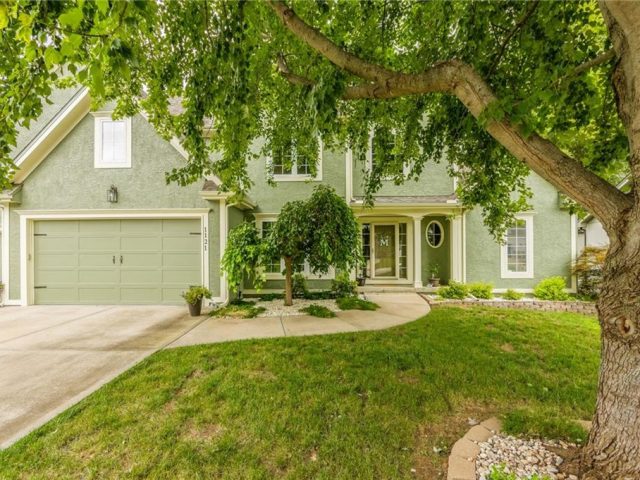 Homes for Sale in Liberty, MO 64068 | 1121  Redwood Place