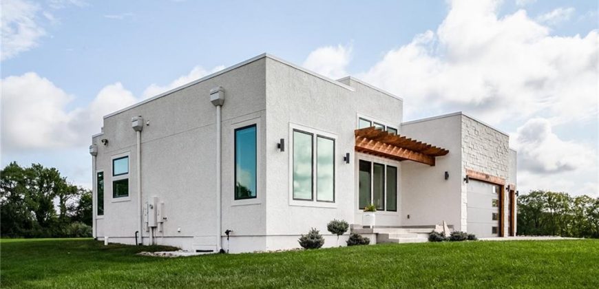 Homes for Sale in Smithville, MO 64089 | 6320 NE 164th Street