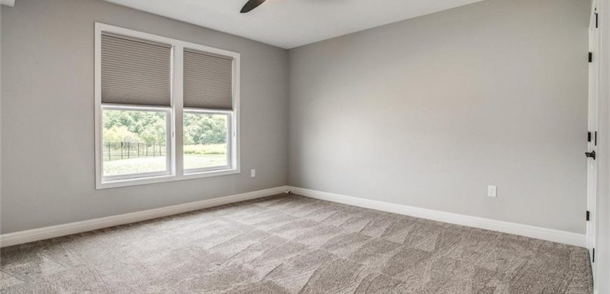 Homes for Sale in Kansas City, MO 64154 | 3718 NW 96th Court