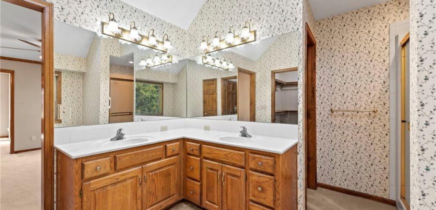 Homes for Sale in Kansas City, MO 64155 | 1606 NE 100th Court