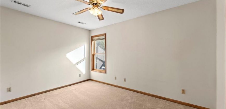 Homes for Sale in Kansas City, MO 64155 | 1606 NE 100th Court