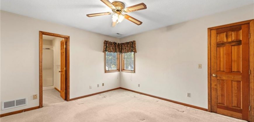 Homes for Sale in Kansas City, MO 64155 | 1606 NE 100th Court