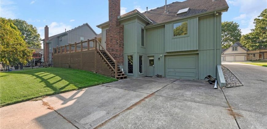 Homes for Sale in Kansas City, MO 64155 | 1606 NE 100th Court