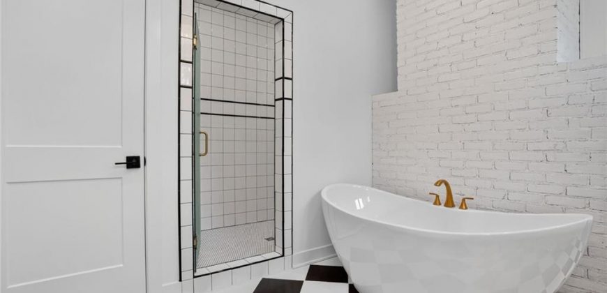 Homes for Sale in Kansas City, MO 64154 | 9618 N Bradford Avenue