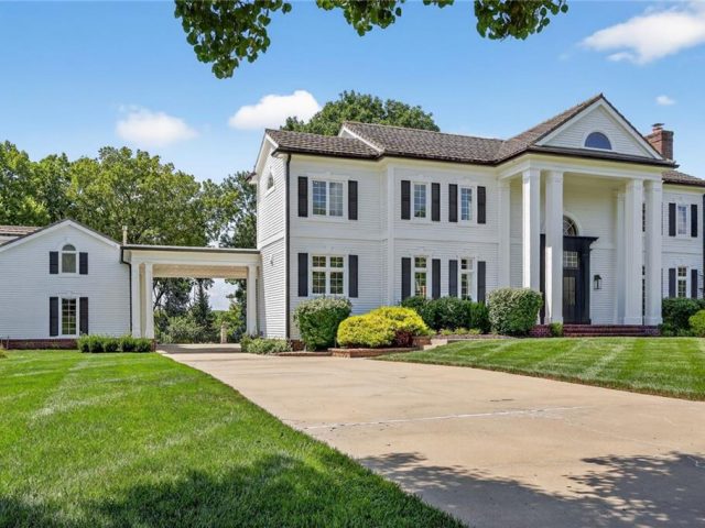 Homes for Sale in Kansas City, MO 64154 | 9618 N Bradford Avenue