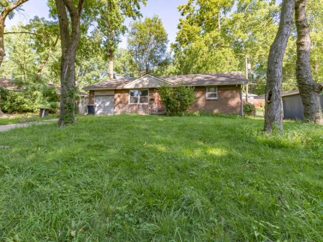 Homes for Sale in Kansas City, MO 64118 | 1801  51st Terrace