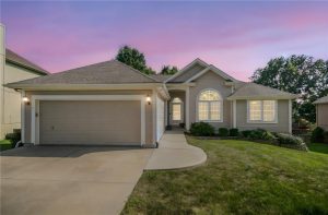 9029-NE-109th-Terrace-mls-2569281-image-1