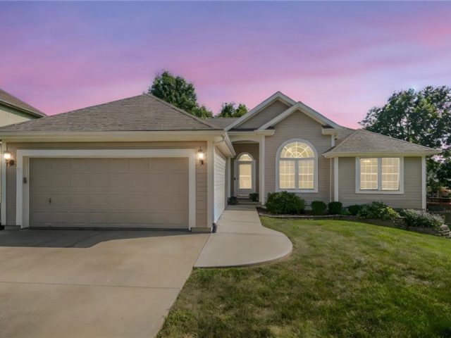 Homes for Sale in Kansas City, MO 64157 | 9029 NE 109th Terrace