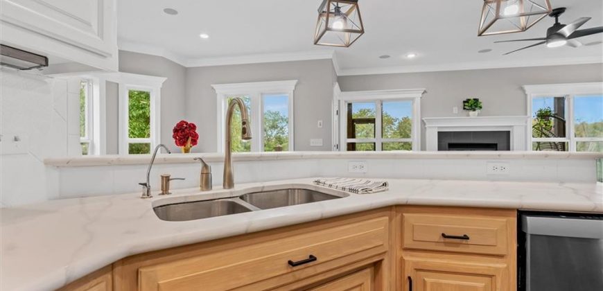 Homes for Sale in Smithville, MO 64089 | 607  Indian Trail Court