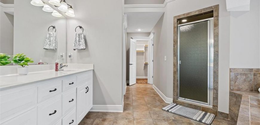 Homes for Sale in Smithville, MO 64089 | 607  Indian Trail Court