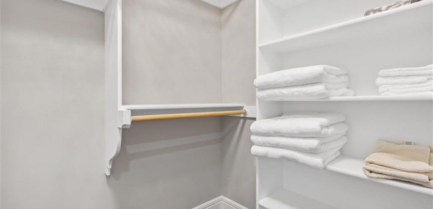 Homes for Sale in Smithville, MO 64089 | 607  Indian Trail Court