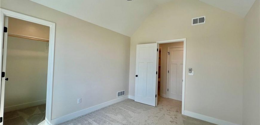 Homes for Sale in Liberty, MO 64068 | 1929  Longview Drive