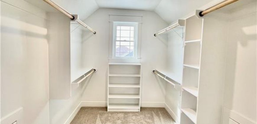 Homes for Sale in Liberty, MO 64068 | 1929  Longview Drive