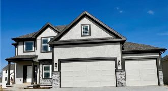 Homes for Sale in Liberty, MO 64068 | 1929  Longview Drive