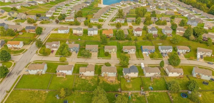 Homes for Sale in Kansas City, MO 64157 | 9103 NE 116th Place