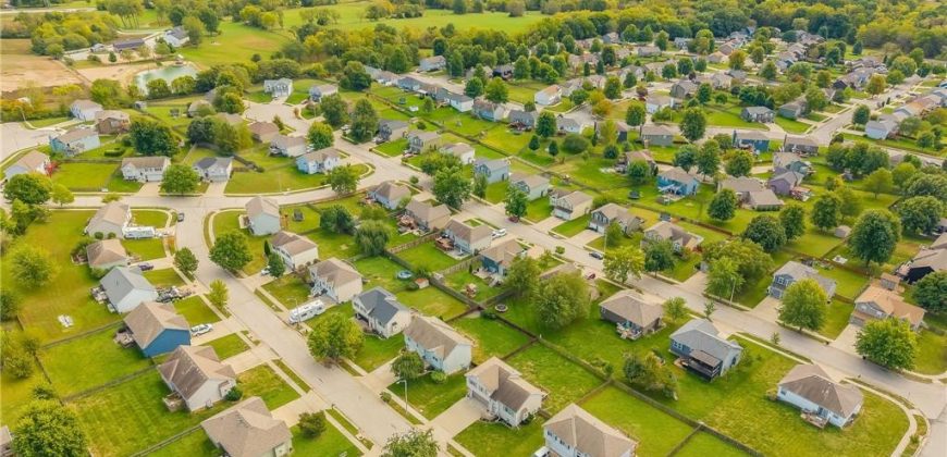 Homes for Sale in Kansas City, MO 64157 | 9103 NE 116th Place