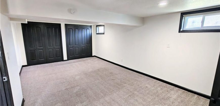 Homes for Sale in Gladstone, MO 64118 | 7108 N Broadway Street