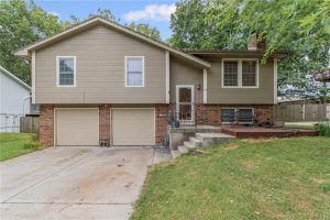 11-NE-90TH-Terrace-mls-2571820-image-1