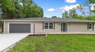 Homes for Sale in Kansas City, MO 64119 | 6201 N Topping Avenue
