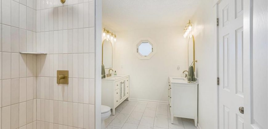 Homes for Sale in Parkville, MO 64152 | 12020 N Windbrook Court