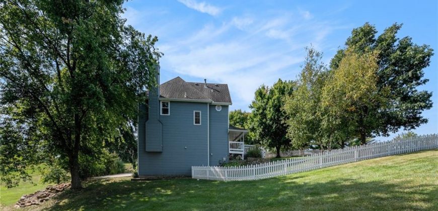 Homes for Sale in Parkville, MO 64152 | 12020 N Windbrook Court