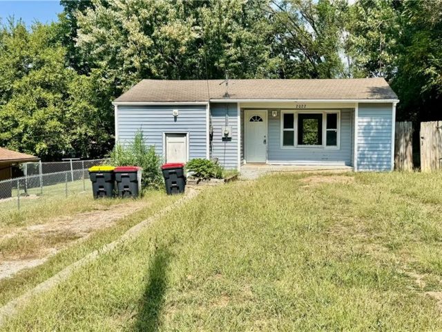 Homes for Sale in Northmoor, MO 64151 | 2022 NW 49th Terrace