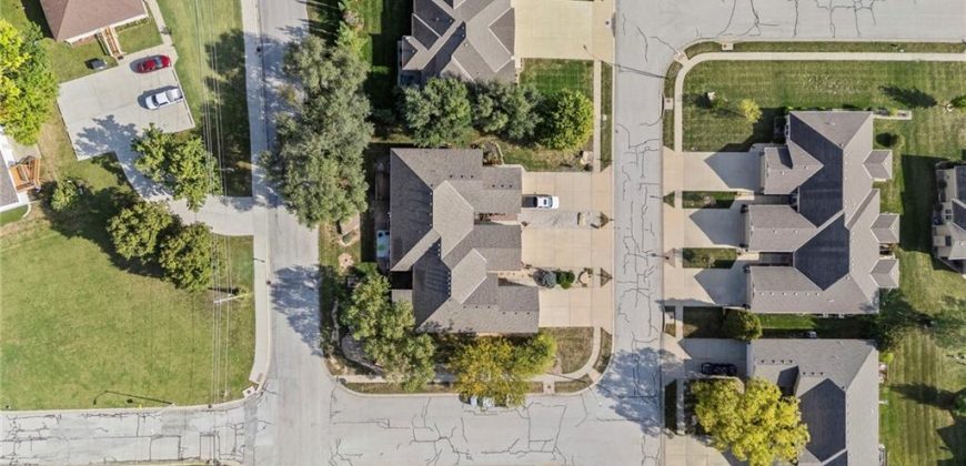 Homes for Sale in Smithville, MO 64089 | 14816  Ashmont Lane